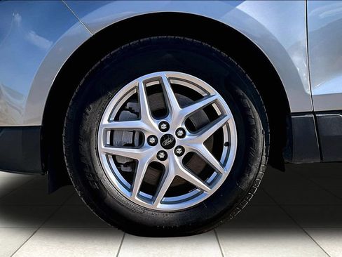 Used 2024 Ford Edge SEL AWD/4WD image 9
