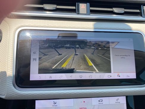 Used 2020 Land Rover Range Rover Velar S AWD/4WD image 16