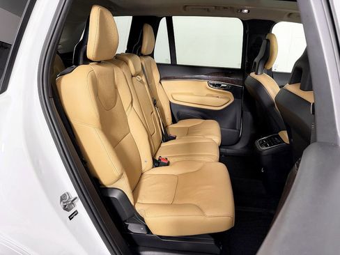 Used 2016 Volvo XC90 T6 Momentum w/ Protection Package Plus AWD/4WD image 47
