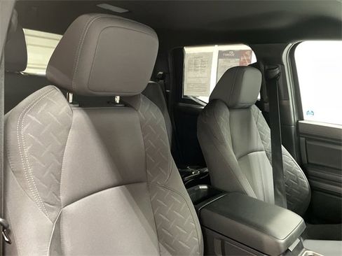 Used 2024 Toyota Tacoma SR5 image 18