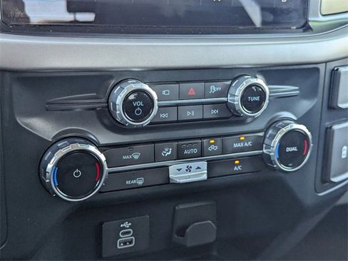 Used 2025 Ford F150 XLT w/ Equipment Group 301A Standard image 28