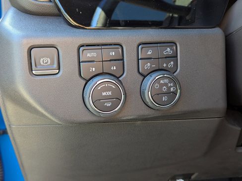 Used 2023 Chevrolet Silverado 1500 ZR2 AWD/4WD image 20