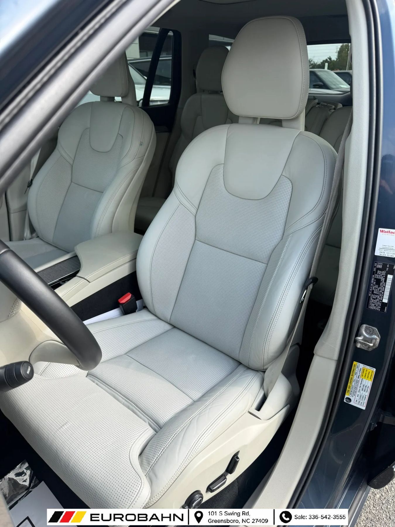 Used 2021 Volvo XC90 T6 Inscription w/ Protection Package Premier AWD/4WD image 6