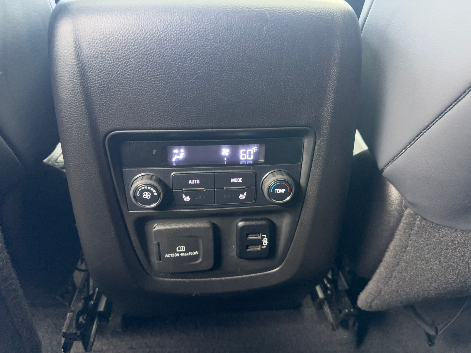 Used 2018 Buick Enclave Premium w/ Trailering Package AWD/4WD image 48