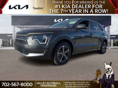 New 2025 Kia Niro EX