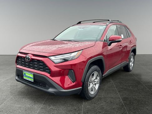 New 2025 Toyota RAV4 XLE image 3
