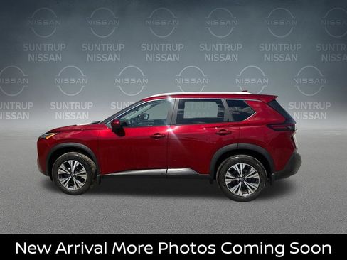 Certified 2023 Nissan Rogue SV w/ SV Premium B Package AWD/4WD image 3