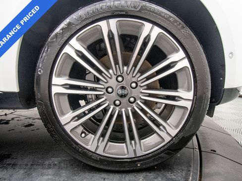 Used 2023 Land Rover Range Rover SE AWD/4WD image 28