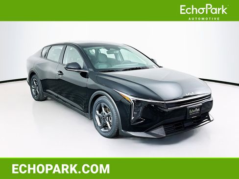 Used 2025 Kia K4 FWD image 1