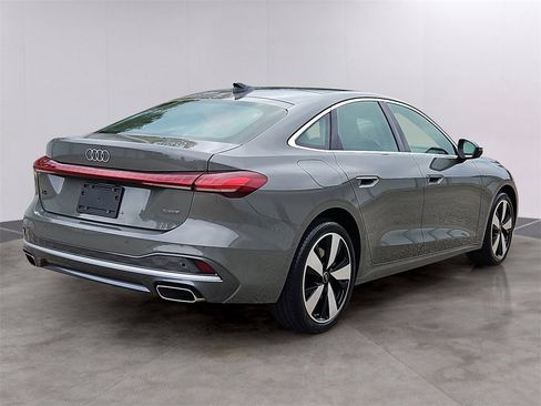 Used 2025 Audi A5 2.0T Premium Plus image 4