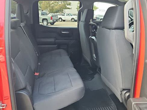 Used 2021 Chevrolet Silverado 1500 Custom RWD image 17