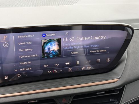 New 2025 Buick Envision Sport Touring image 17