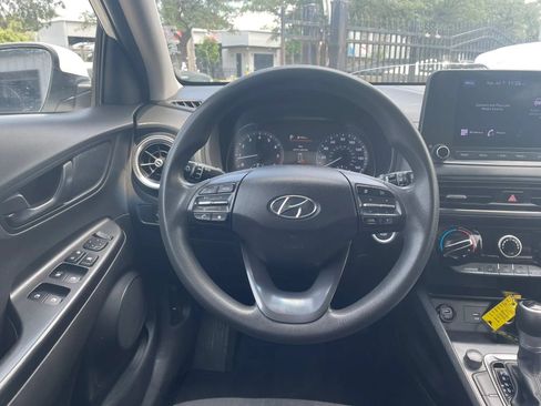 Used 2022 Hyundai Kona SEL FWD image 20