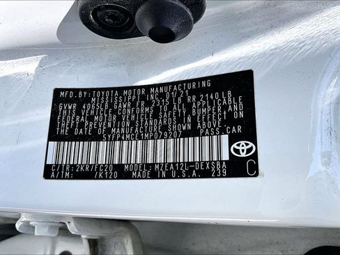 Used 2021 Toyota Corolla SE w/ SE Premium Package FWD image 9