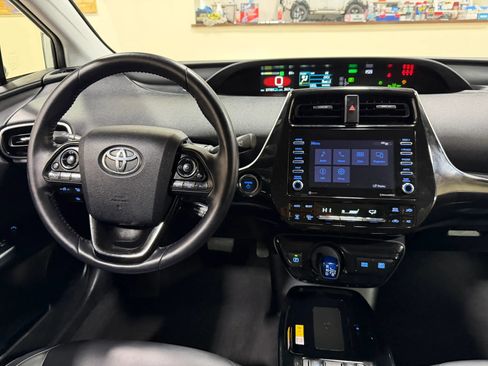 Used 2022 Toyota Prius XLE AWD/4WD image 56
