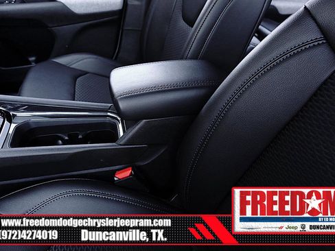 New 2026 Jeep Compass Latitude image 36