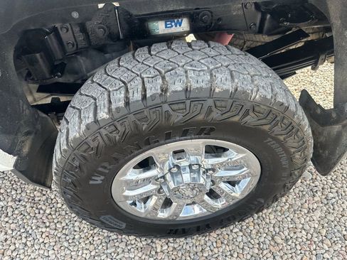 Used 2017 Chevrolet Silverado 3500 High Country w/ Duramax Plus Package image 23