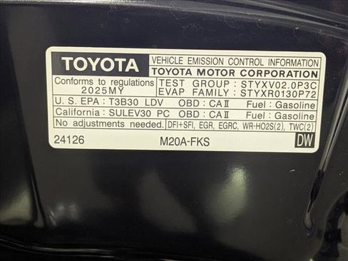 Used 2025 Toyota Corolla SE image 25