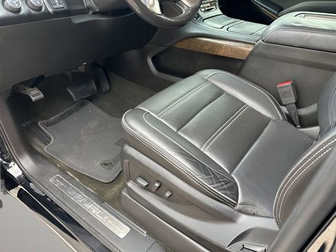 Used 2018 GMC Yukon XL Denali w/ Open Road Package image 24