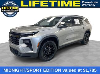 Used 2024 Chevrolet Traverse LT w/ Midnight/Sport Edition AWD/4WD video 1