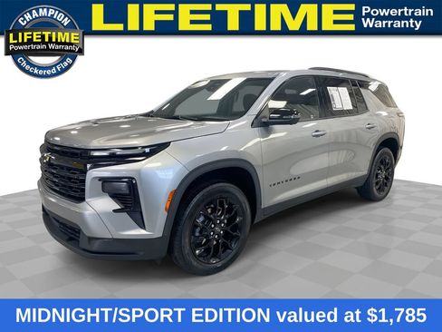 Used 2024 Chevrolet Traverse LT w/ Midnight/Sport Edition AWD/4WD image 1