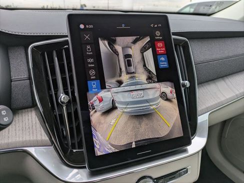 New 2026 Volvo XC90 B6 Ultra w/ Protection Package image 10