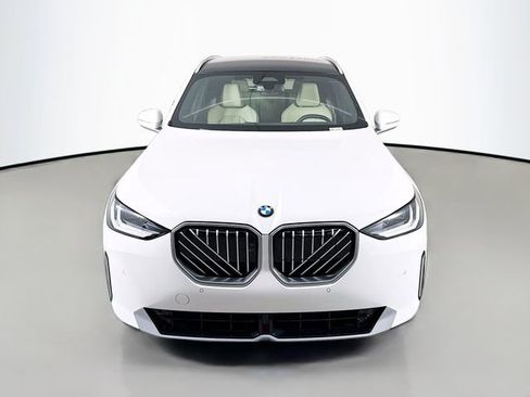 New 2026 BMW X3 xDrive30 w/ Premium Package image 2