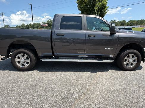Used 2026 RAM 2500 Big Horn AWD/4WD image 7