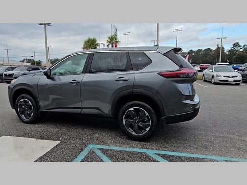 New 2026 Nissan Rogue SV image 25
