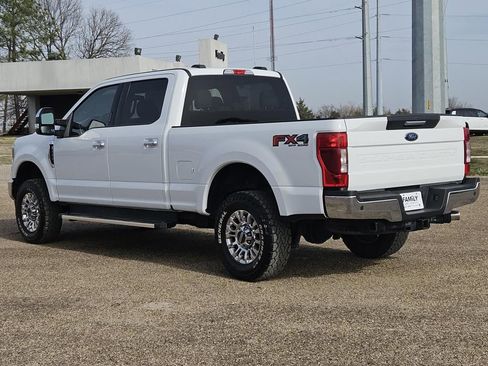 Used 2022 Ford F350 XLT w/ XLT Premium Package image 6