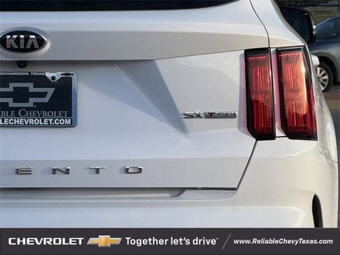 Used 2021 Kia Sorento SX image 8