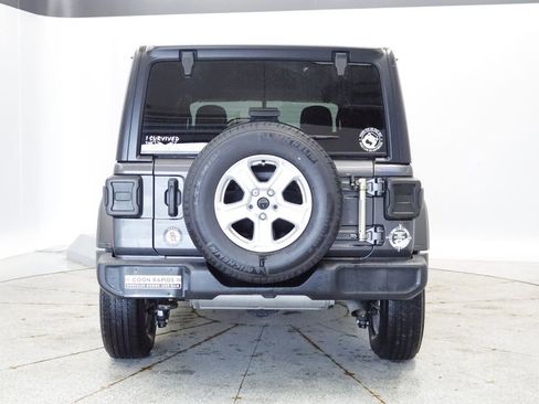 Certified 2022 Jeep Wrangler Unlimited Sport AWD/4WD image 4