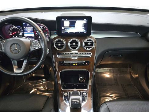 Used 2016 Mercedes-Benz GLC 300 4MATIC image 18