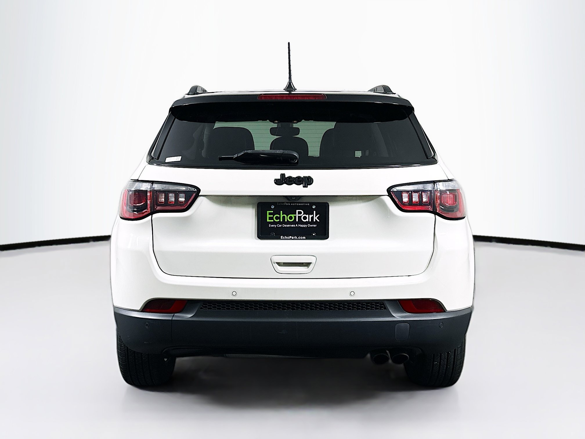 Used 2020 Jeep Compass Latitude FWD image 7