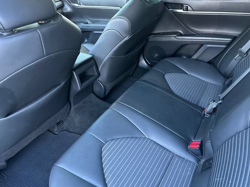 Used 2023 Toyota Camry SE FWD image 13