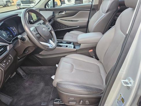 Used 2019 Hyundai Santa Fe FWD image 15