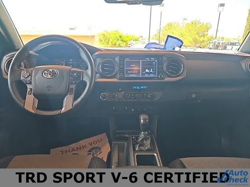 Used 2022 Toyota Tacoma TRD Sport image 17