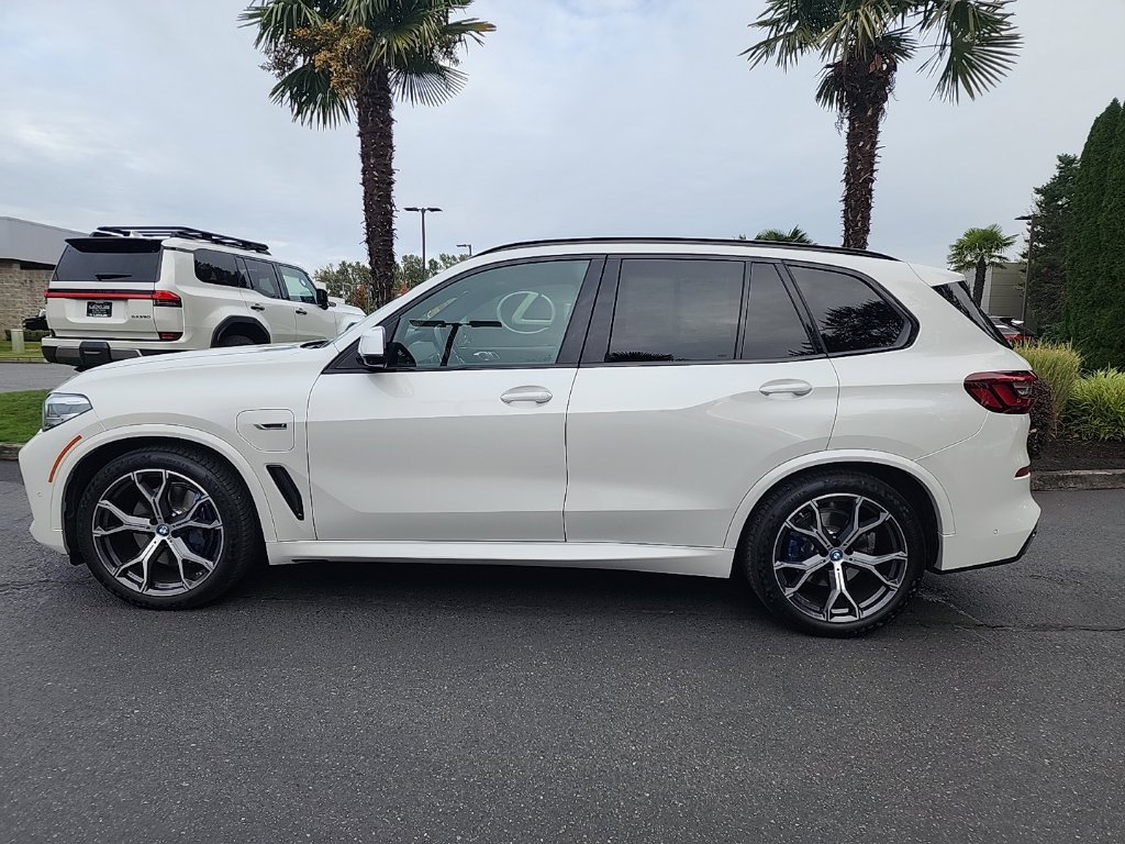 Used 2023 BMW X5 xDrive45e w/ M Sport Package AWD/4WD image 2