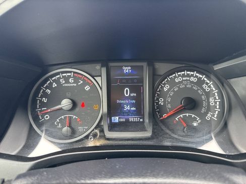 Used 2021 Toyota Tacoma SR w/ SX Package AWD/4WD image 28