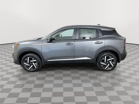 New 2026 Nissan Kicks SV image 5