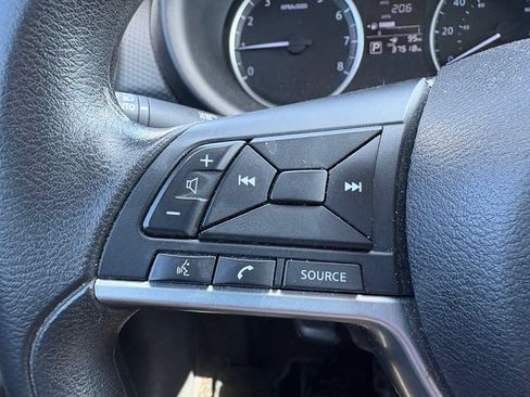 Used 2021 Nissan Kicks S FWD image 19