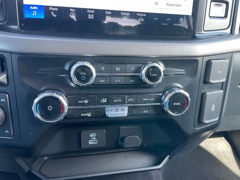 Used 2024 Ford F150 XLT image 14