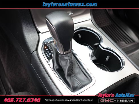 Used 2018 Jeep Grand Cherokee Laredo AWD/4WD image 17