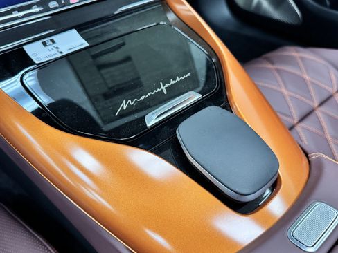 Used 2024 Mercedes-Benz SL 63 AMG 4MATIC image 35