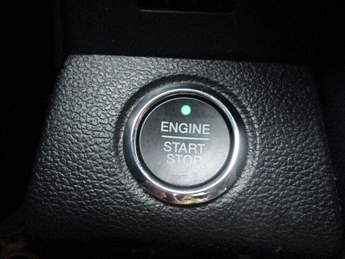 Used 2020 Ford F150 Lariat w/ Equipment Group 502A Luxury image 27