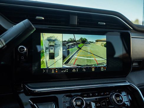 New 2026 GMC Sierra 3500 Denali w/ Denali Reserve Package image 23