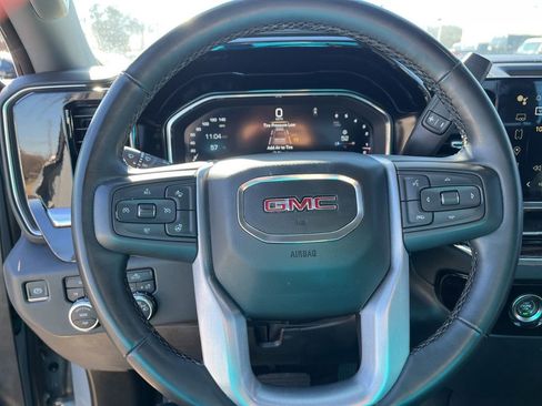 Used 2024 GMC Sierra 1500 SLE image 19