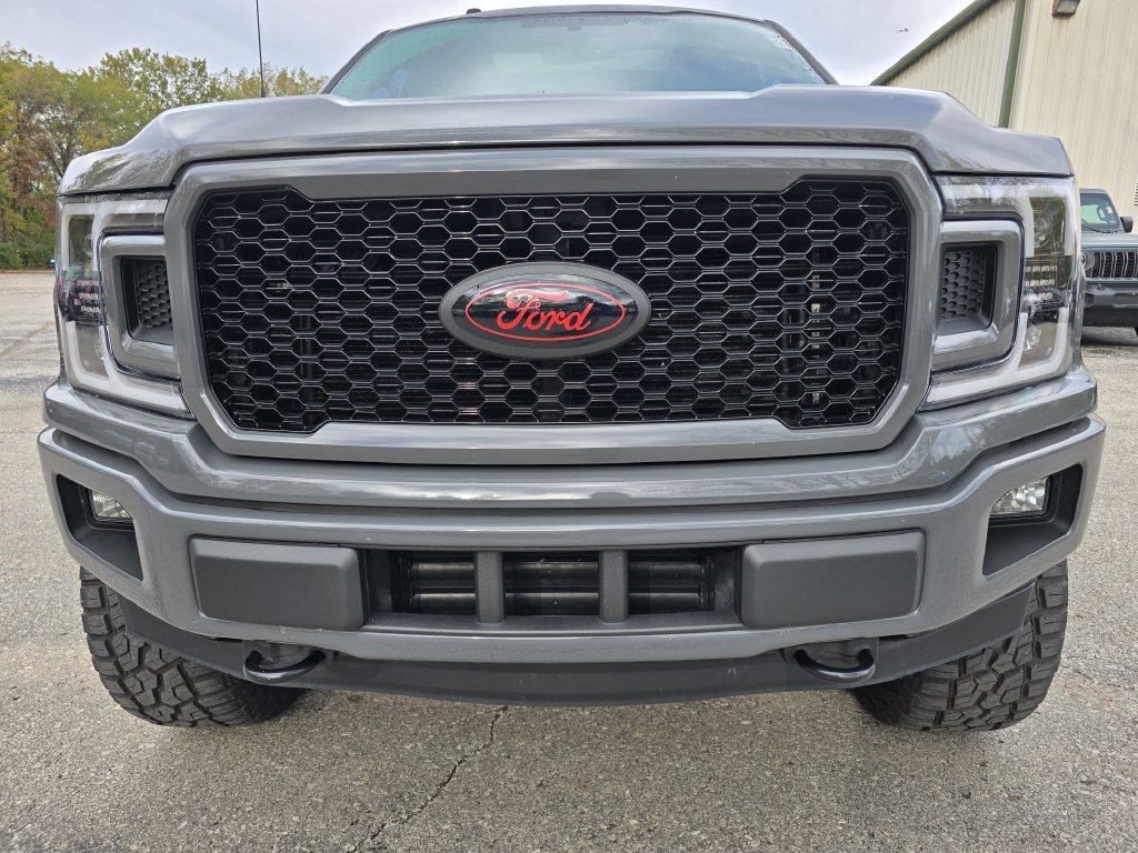Used 2018 Ford F150 XLT w/ Equipment Group 302A Luxury AWD/4WD image 13