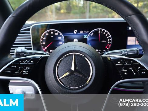 Used 2025 Mercedes-Benz GLE 450e GLE 450e w/ AMG Line Exterior image 31