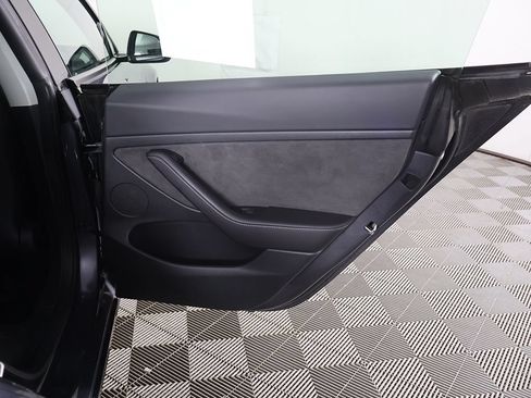 Used 2023 Tesla Model 3 Standard Range RWD image 30